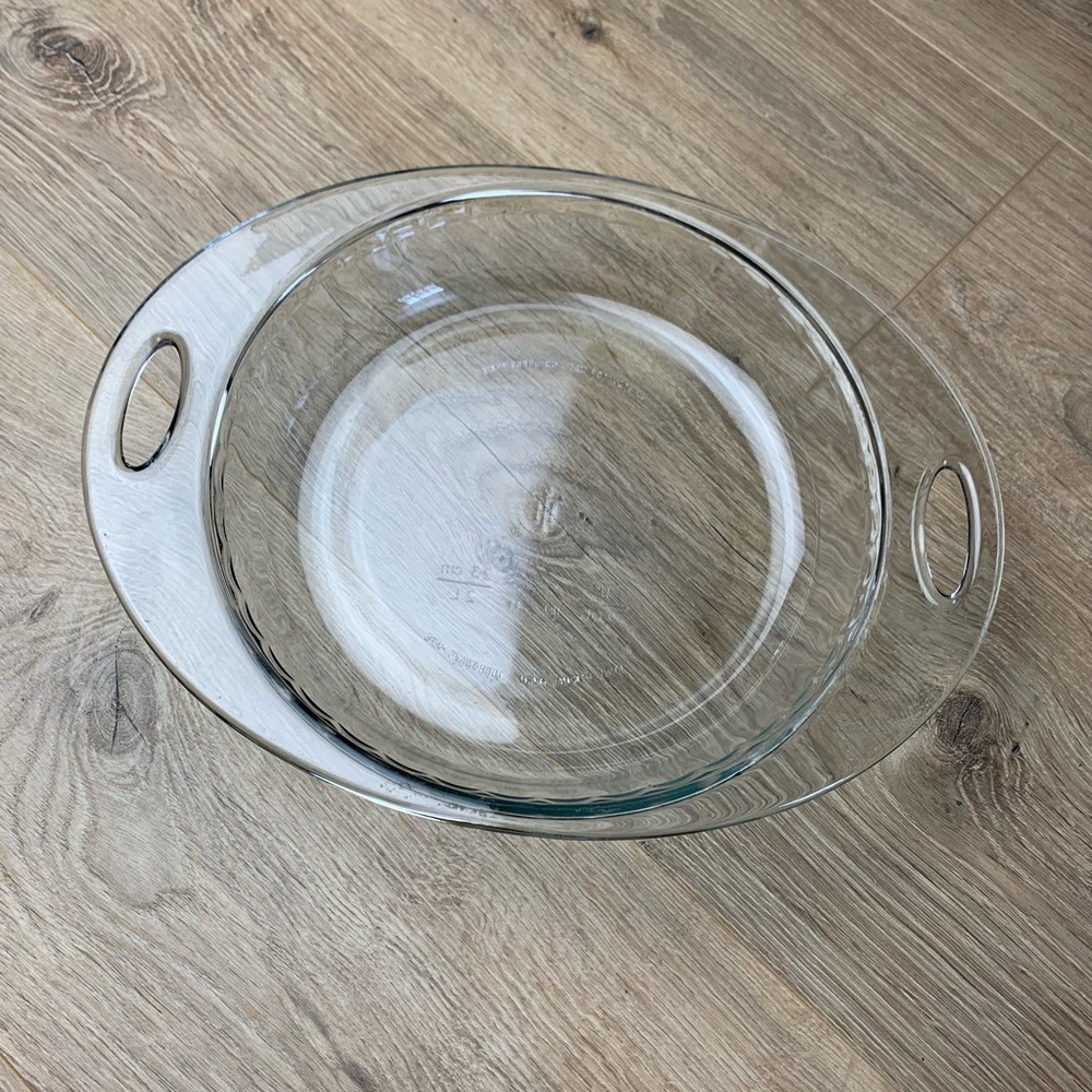 Vintage Anchor Hocking Deep Dish Pie Plate